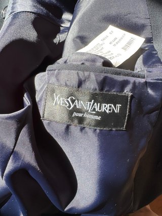 Americana Yves Saint Laurent Negra Talla 52