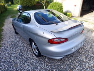 Hyundai Coupé 1.6 FX - 116CV, gasolina. 199.800km