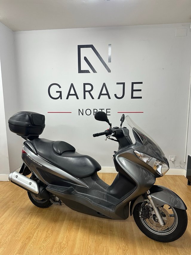 SUZUKI BURGMAN 125