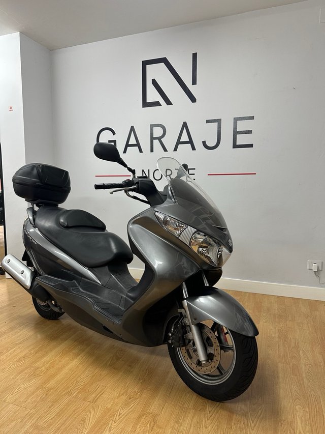 SUZUKI BURGMAN 125