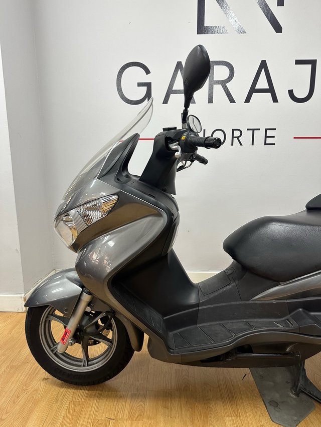 SUZUKI BURGMAN 125