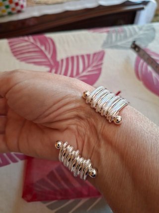 Pulsera plata con brillo dobles aro nueva