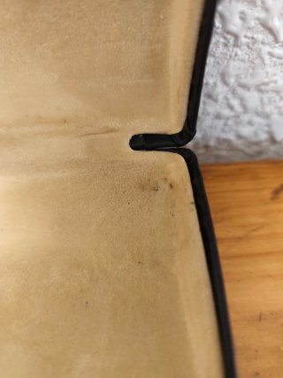 Funda rígida gafas de sol Hugo Boss