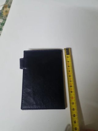 Monedero negro
