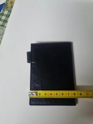 Monedero negro