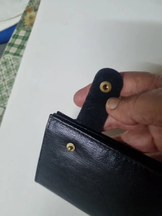 Monedero negro