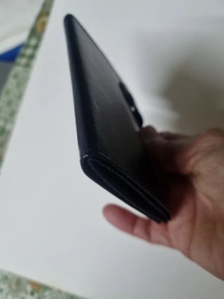 Monedero negro