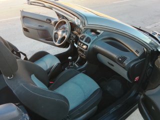 206 techo eléctrico, 100km 24años pero mimado