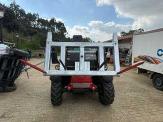 Pantalla para rollos de tractor