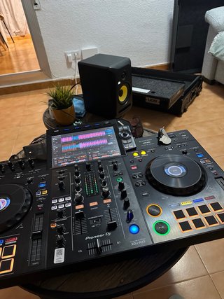 Pioneer DJ CDJ RX3 + Case UDG (Descripción)