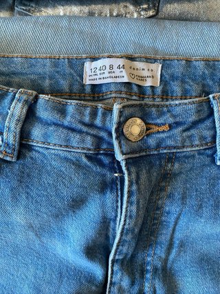 Pantalón vaquero Talla 40