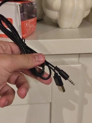 Barra de sonido con regulador de 31CM (USB)