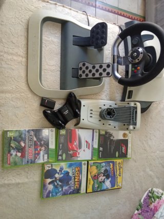 Xbox 360 Kinect y Accesorios