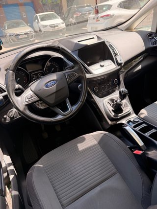 Ford Grand C-MAX 2015