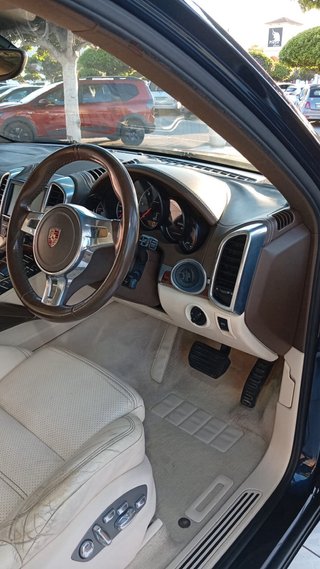 Porsche Cayenne 2010