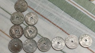 Colección de monedas variadas