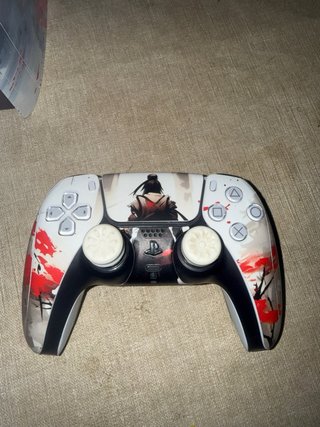 PS5 Digital + 2 Mandos Personalizados