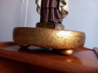 Santa Teresita con fanal de cristal