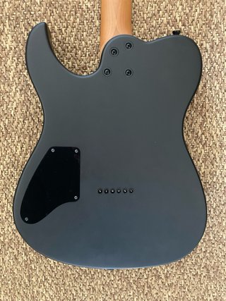 Guitarra Barítono Spira T-400 MBK