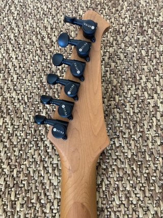 Guitarra Barítono Spira T-400 MBK