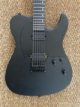 Guitarra Barítono Spira T-400 MBK