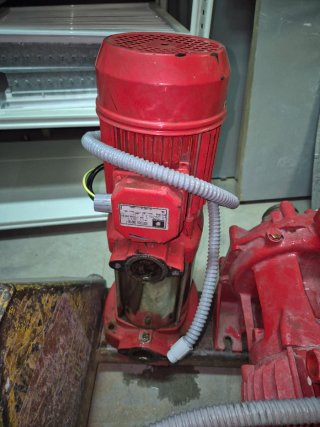 Bomba joke  de agua roja