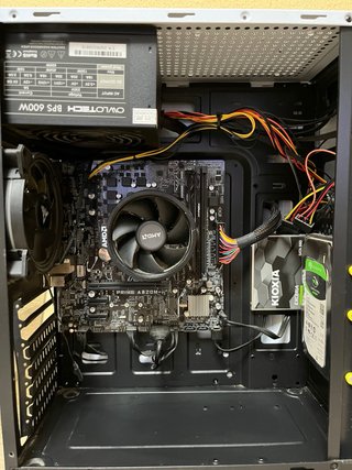 PC Sobremesa gaming + RGB