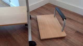 Mesa escritorio ordenador con ruedas