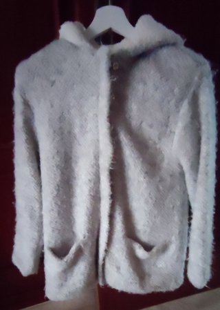 Abrigo Zara gris borrego, buen estado