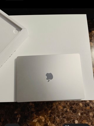 MacBook Air 15 M3 8GB 256GB Plata