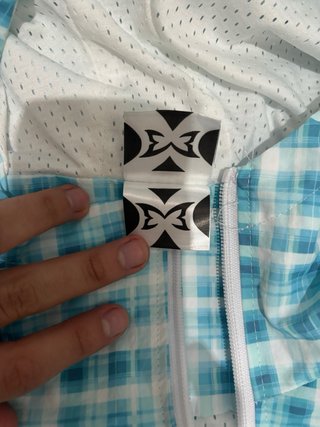Chaqueta Mertra Mertra cuadros azul cortaviento