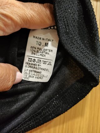Top brillante un hombro talla única