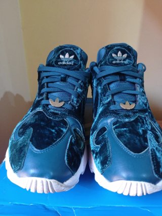 zapatillas Adidas Yung-1 Velvet Pack