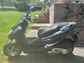 Kymco Bet and Win 125 Scooter