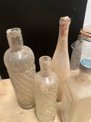 Conjunto 5 botellas vidrio antiguas
