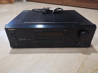 Amplificador Onkyo Negro