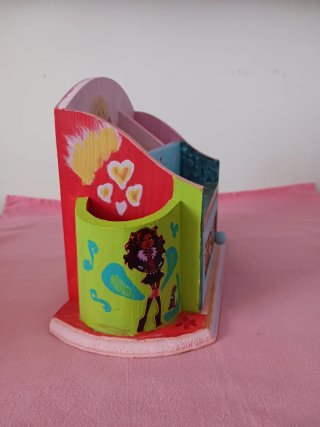 Organizador de escritorio de madera pintado
