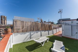 Piso en venta en El Raval en Barcelona