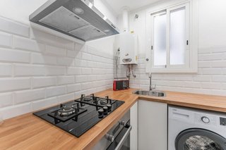 Piso en venta en El Raval en Barcelona