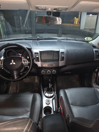 Mitsubishi Outlander 2010