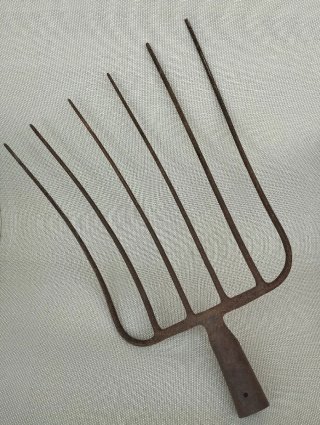 HORCA ANTIGUA DE SEIS PUNTAS