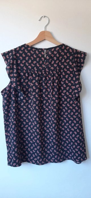 Blusa estampada paisley