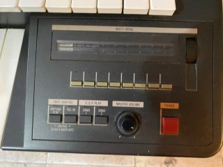 Órgano Yamaha Electone con pedales