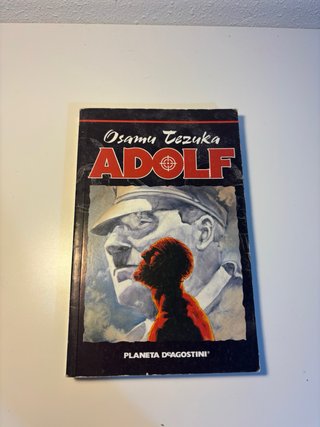 Colección manga Adolf