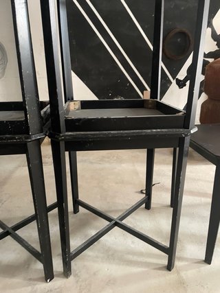 Conjunto de 6 mesas de madera negras