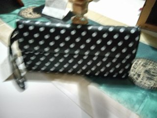 Bolso de lunares blanco y negro