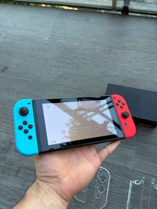 Nintendo Switch Console Completa