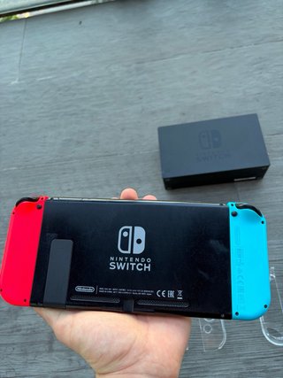 Nintendo Switch Console Completa