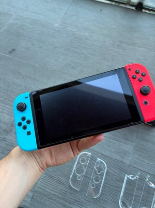 Nintendo Switch Console Completa