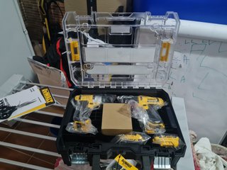 Kit DeWalt DCK211D2T-QW Taladro Atornillador